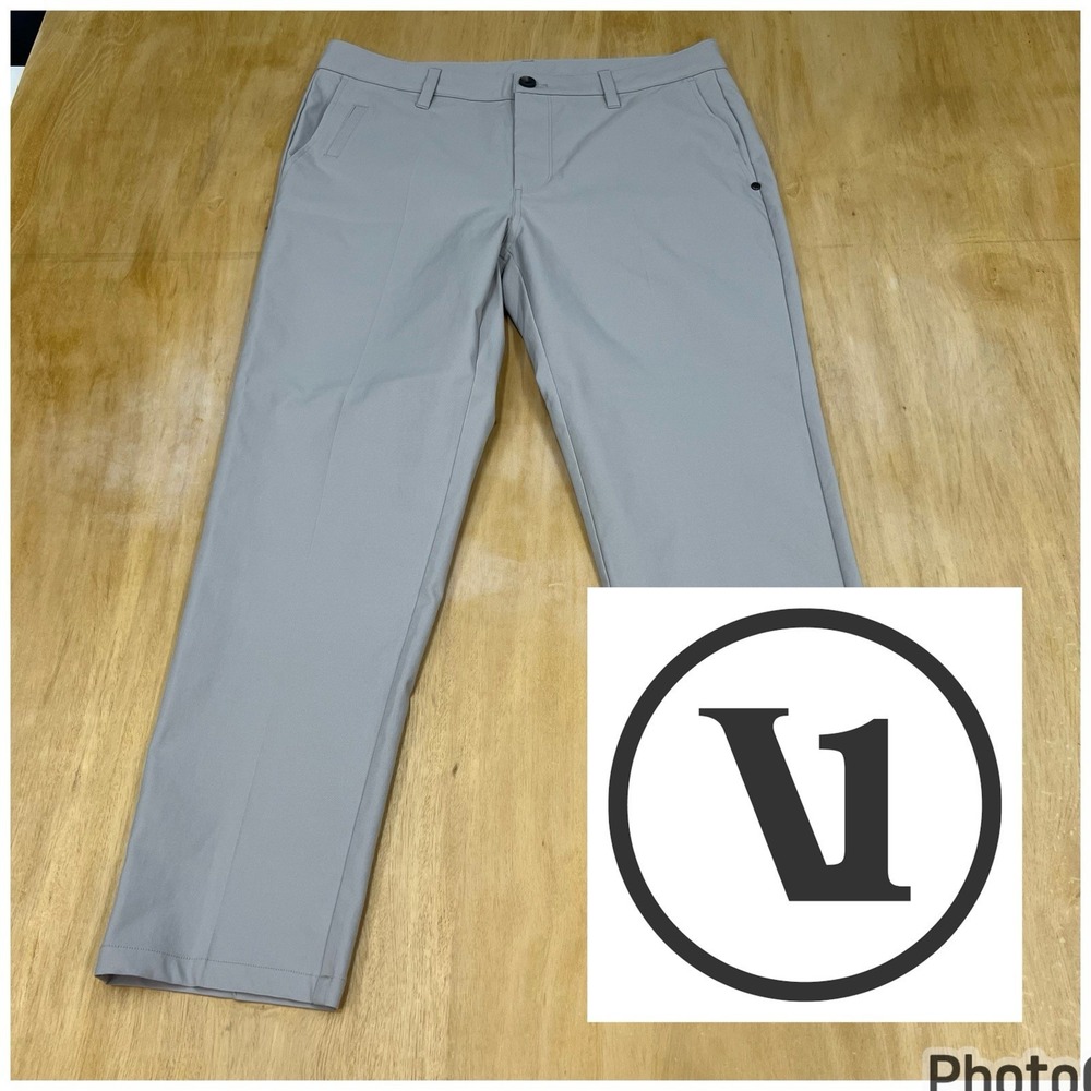 Vuori Cascade Tech Chino Pants Athletic Slim Fit Mens  33x27 Light Gray Vapor